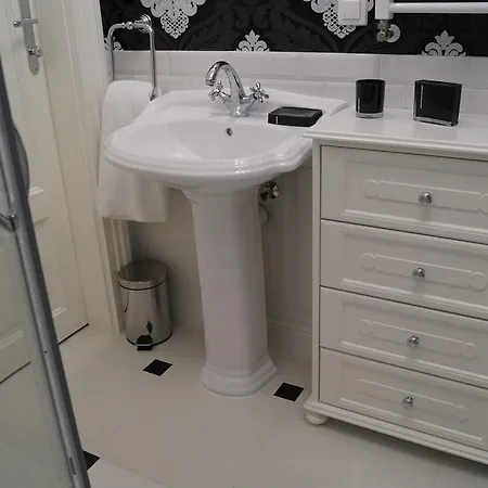 Apartament Glamour Apartment *